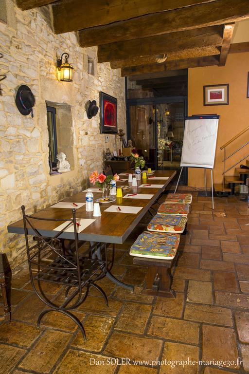 Le Clos Des Aramons Bernis Εξωτερικό φωτογραφία